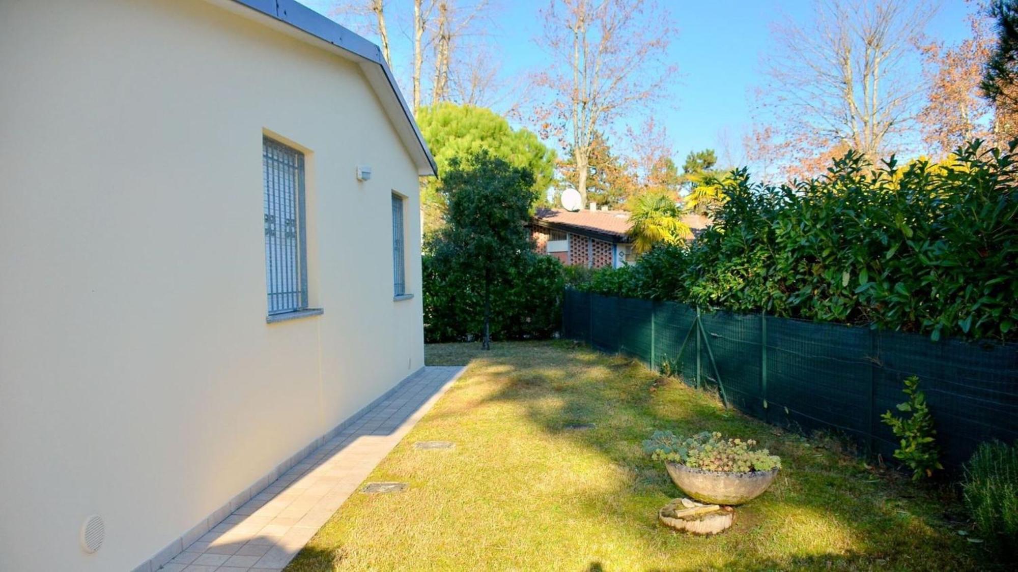 Homely Flat For 5, In A Area In Appartamento *